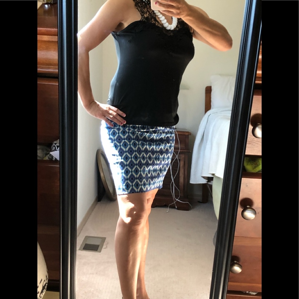 3/$25 DALIA COLLECTION -Blue/Purple/White Cotton Print - Picture 8 of 8